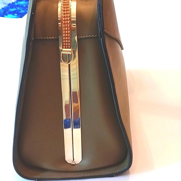 NWT La Terre Fashion Peta Approved Vegan Gold Hardware Olive Handbag - Picture 5 of 13